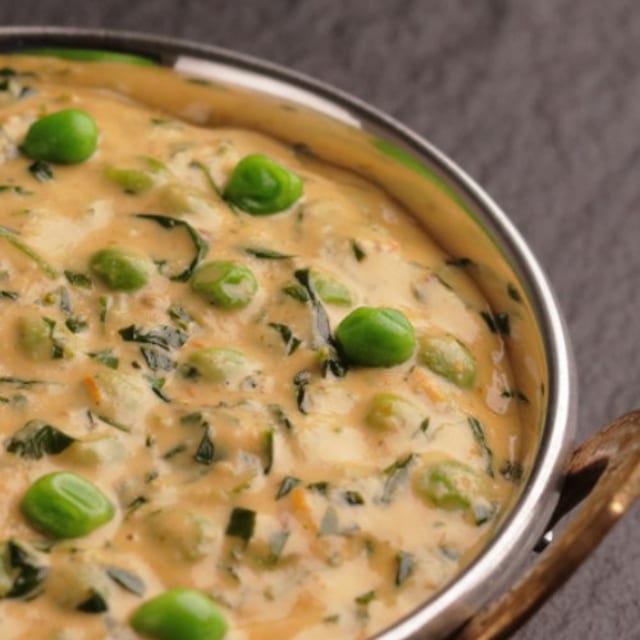 Methi Mutter Malai (Comes With Rice).