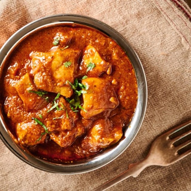Vegetable Pathia (Comes With Rice).