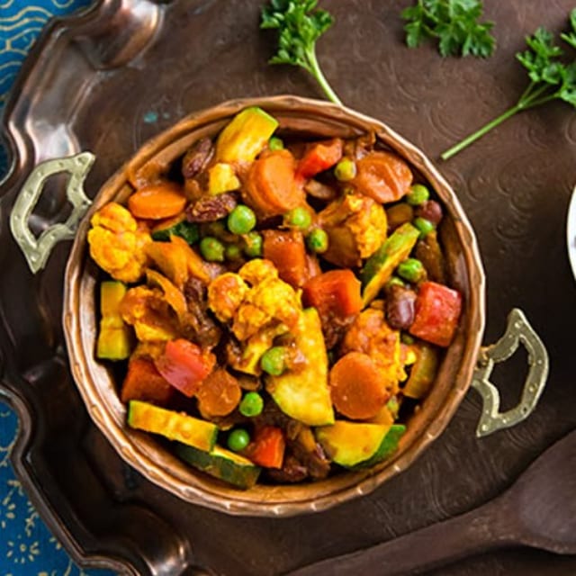Vegetable Vindaloo (Comes With Rice).