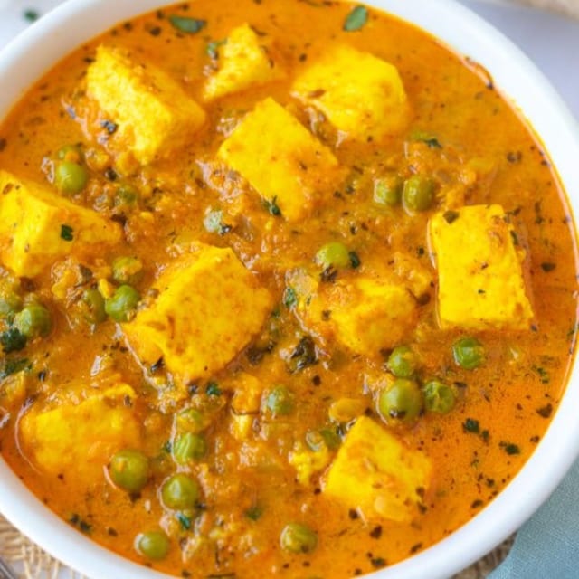 Mutter Paneer (Cream or No Cream) (Comes With Rice).