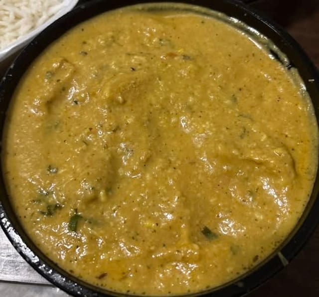 Chicken Korma (Comes with Rice).